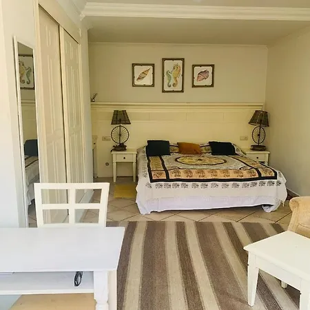 Omar Apartment